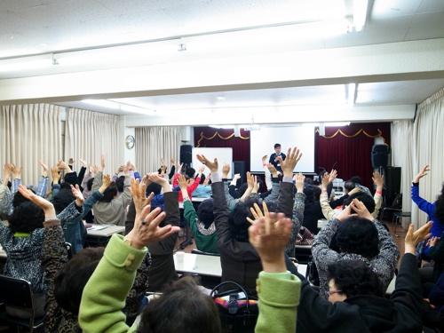 [2012년 4월] 충신교회 `찾아가는 건강강좌` 게시글의 3번째 첨부파일입니다.