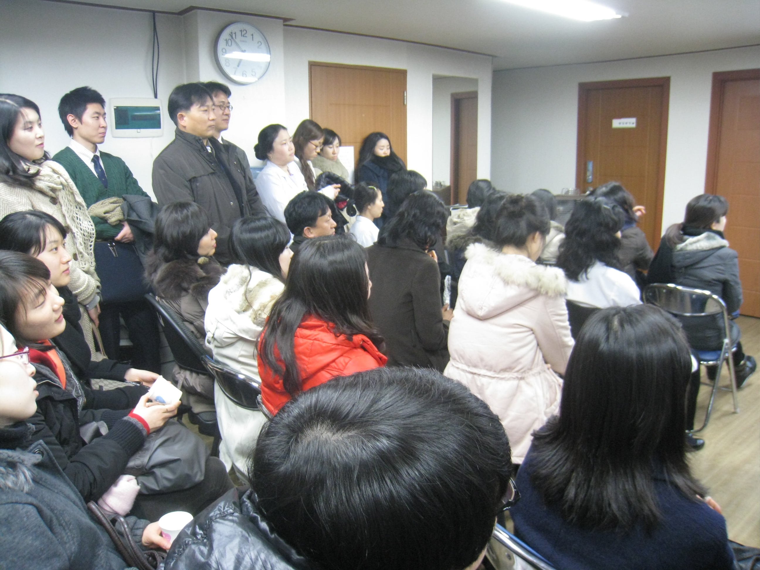 <강남점>2011년 신년사및 친절사원수상과 독후감 수상 게시글의 3번째 첨부파일입니다.